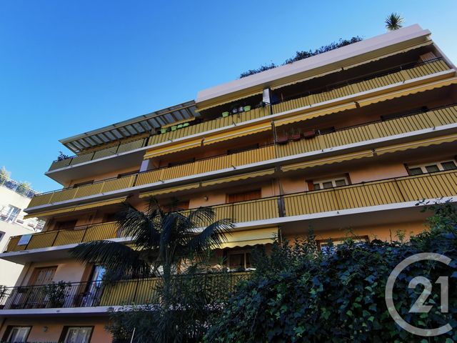 Appartement à louer - 2 pièces - 42.74 m2 - ROQUEBRUNE CAP MARTIN - 06 - PROVENCE-ALPES-COTE-D-AZUR - Century 21 Agence Molière